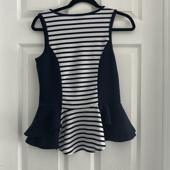 Juniors peplum sleeveless blue and white size M top - Picture 7 of 10
